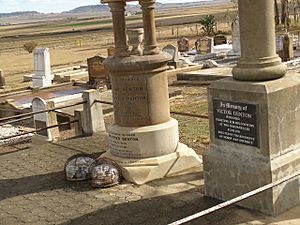 Victor-Denton-memorial-Nobby-cemetery.JPG