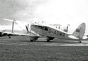 DH.89A Rapide G-AGWR Morton AS RWY 16.07.50 edited-2