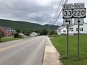 2019-05-14 10 48 23 View east along U.S. Route 33 and south along U.S. Route 220 (Main Street) at Crigler Lane in Franklin, Pendleton County, West Virginia