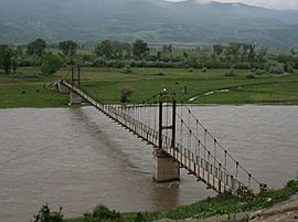 Bridge over the Mtkvari at Urbnisi (Photo A. Muhranoff, 2011)