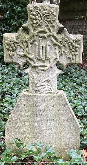 Grave of Elizabeth Madox Brown in Highgate Cemetery
