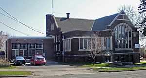 Lincoln Branch Library 5