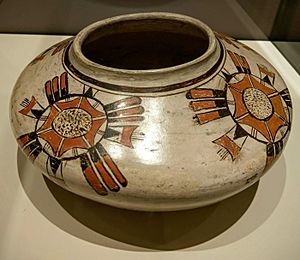 Nampeyo pot Crocker Art Museum