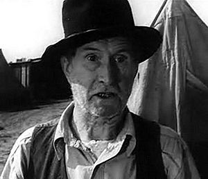 Russell Simpson in The Grapes of Wrath trailer.jpg