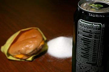 Energy drink and fast food cheeseburger calorie comparison