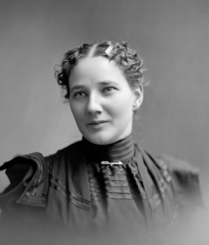 Mrs. Dewey C. Bailey (cropped).png