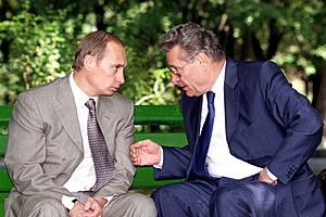 Vladimir Putin with Petru Lucinschi-3