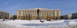 800px-Здание Правительства Пензенской Области