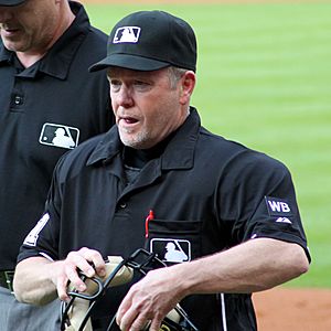 Jerry Meals umpire in April 2014
