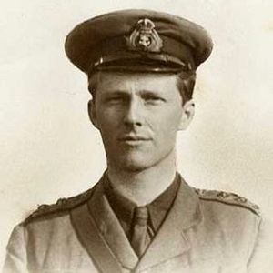 Rupert brooke officer 1914