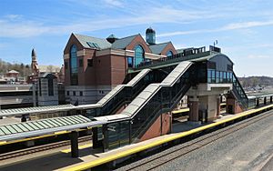 Albany-Rensselaer Rail Station - View from the NW on the Herrick Street Bridge