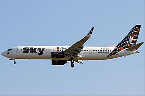 Sky Airlines Boeing 737-900 KvW
