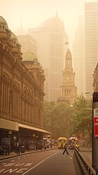 The Sydney Town Hall during the 2009 dust storm