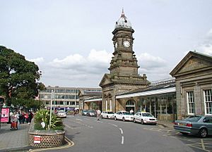 Scarborough Station - geograph.org.uk - 927283