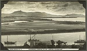 StateLibQld 2 242135 Panoramic view looking towards Mt. Larcom, Gladstone, 1937-1938