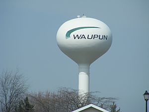 Waupun water tower