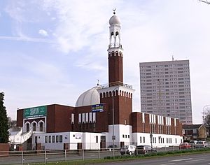 Birmingham Central Mosque.jpg