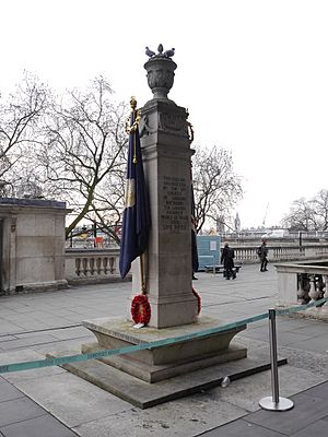Civil Service Rifles memorial - view from northeast 01