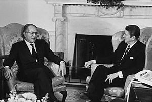 Emilio Colombo with Ronald Reagan