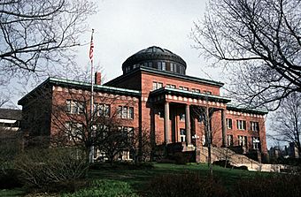 Marquette County Courthouse, Marquette.jpg