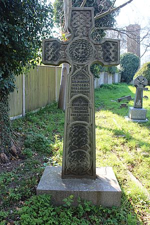 Grave of Sir John Rose, 1st Baronet