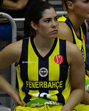 Kelsey Plum Fenerbahçe Women's Basketball vs BC Nadezhda Orenburg EuroLeague Women 20171011 (2) (cropped)