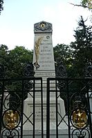 Obelisco en conmemoración a los cadetes y personal del Colegio Militar 1847
