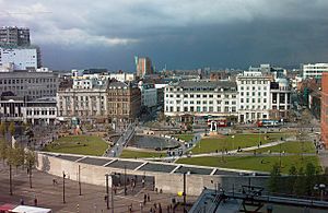 Piccadilly Gardens - geograph.org.uk - 1462705