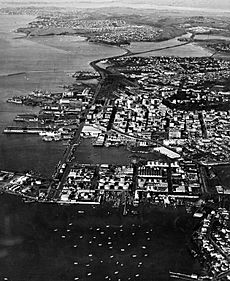 Auckland CBD And Waterfront In The 1950s
