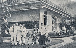 Sukarno in exile in Bengkulu, Bung Karno Penjambung Lidah Rakjat 229