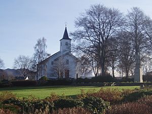 Fitjar Church and Håkonarparken