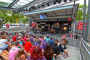Outdoor Hot Glass Show-Corning Museum of Glass