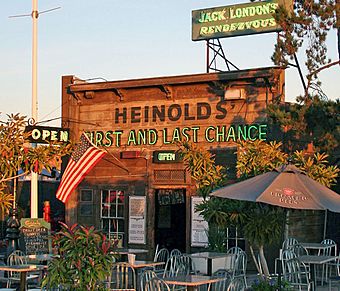 Heinold’s First and Last Chance 2007.jpg