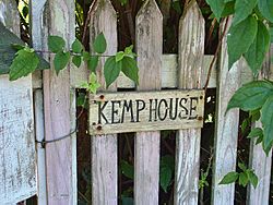 Kemp.house.sign