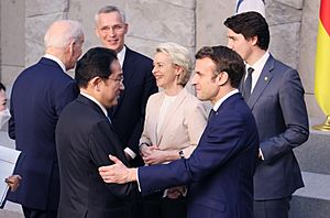 Fumio Kishida attended the March 2022 G7 summit at NATO HQ (1)