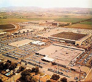 Air Force Plant 56 in 1960 operated by Rocketdyne