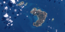 Mt Adolphus Island (Landsat).png