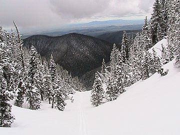 Big Snowy Mountains (14250813853).jpg