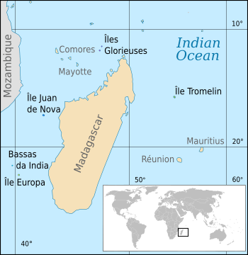 Location of the Scattered islands in the Indian Ocean. 1. Bassas da India2. Europa Island3. Glorioso Islands4. Juan de Nova Island5. Tromelin IslandKM=Comoros MG=Madagascar MU=Mauritius MZ=Mozambique RE=Réunion YT=Mayotte