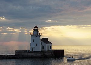 Cleveland West Pierhead Lighthouse