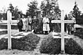 Bundesarchiv Bild 183-J15385, Katyn, Öffnung der Massengräber, Gräber polnischer Generale