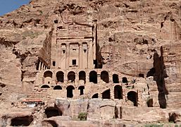Urn Tomb, Petra 01