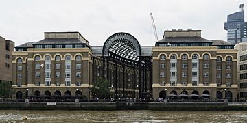 Hay's Galleria London June 2016