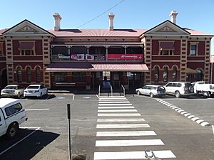 Toowoomba Railway Station, Queensland, July 2013