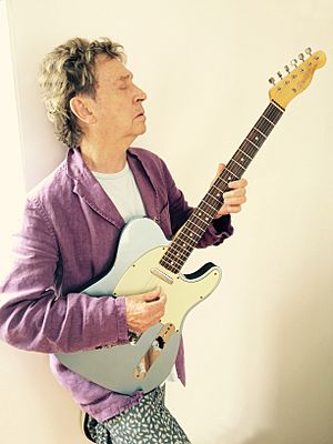 Andy Summers with guitar 2015.jpg