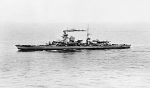 Cruiser Prinz Eugen underway in May 1945
