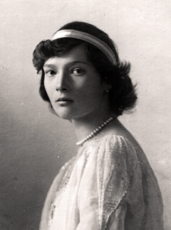 Grand Duchess Tatiana Nikolaevna, 1914.png