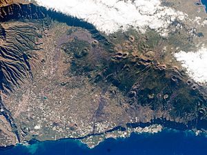La Palma in Canary Islands - satellite image ISS017-E-06820 lrg