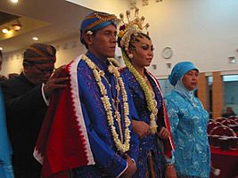 Pernikahan Jawa-Javanese Wedding 2011 Bennylin 21