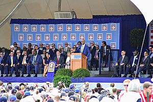 Harold Baines giving induction speech to Baseball Hall of Fame July 2019 (2)